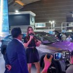 Luna Maya Beli Mobil Cina di IIMS 2023, Chery Omoda 5! - Tuwaga