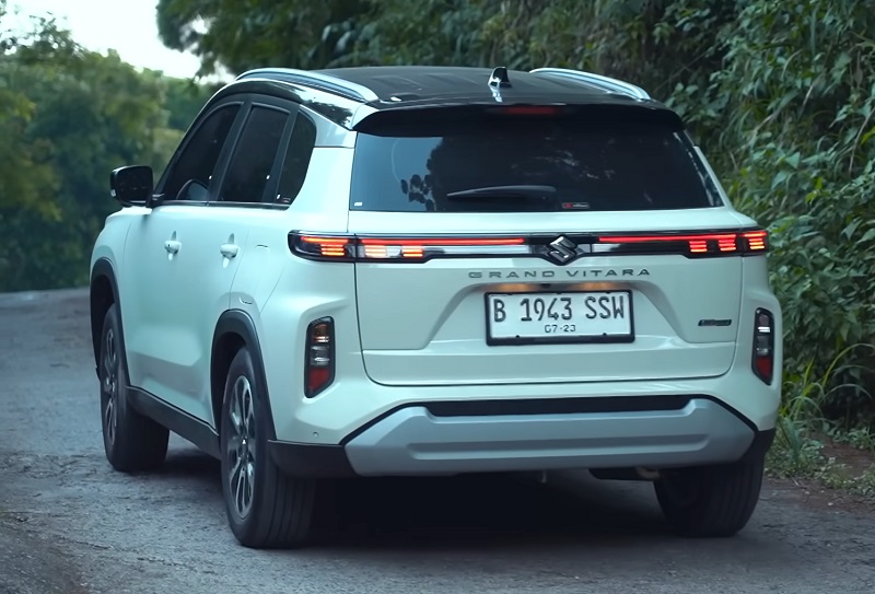 Suzuki tebar hadiah di GIIAS Bandung