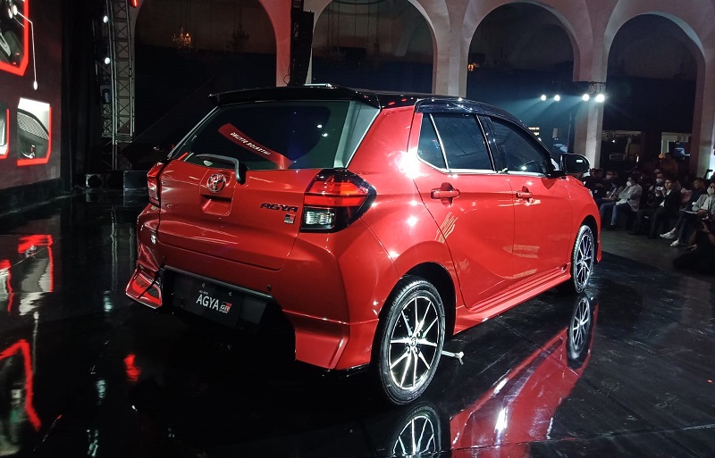 penjualan toyota agya terbaru