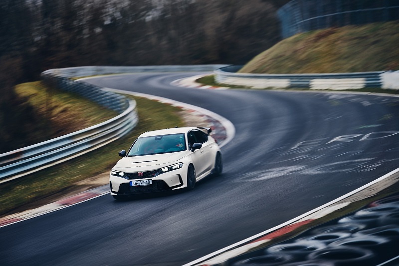 civic type r fl5 jadi mobil fwd tercepat di nurburgring 2023 - sirkuit