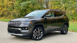 Harga Mobil Jeep Terbaru April 2023, Ada yang Murah!