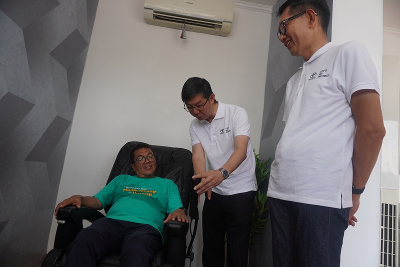 posko siaga toyota 2023 - fasilitas kursi pijat