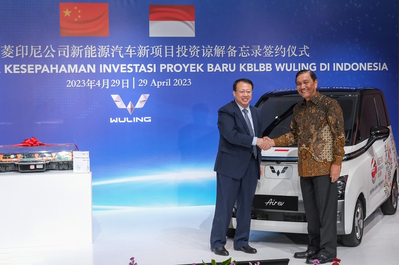 wuling investasi proyek mobil listrik baru di indonesia - klbb