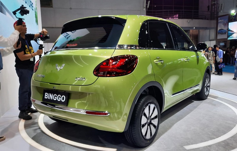 eksterior wuling binggo - tampak belakang