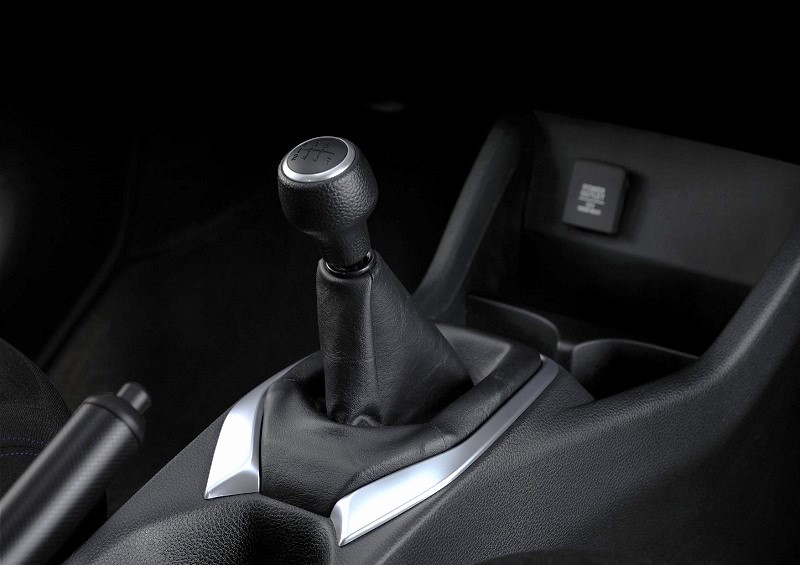 honda wr-v transmisi manual 2023 - interior