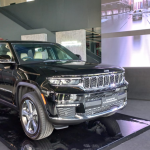 Harga Jeep Grand Cherokee 2023, Ada Varian 7-Seater!