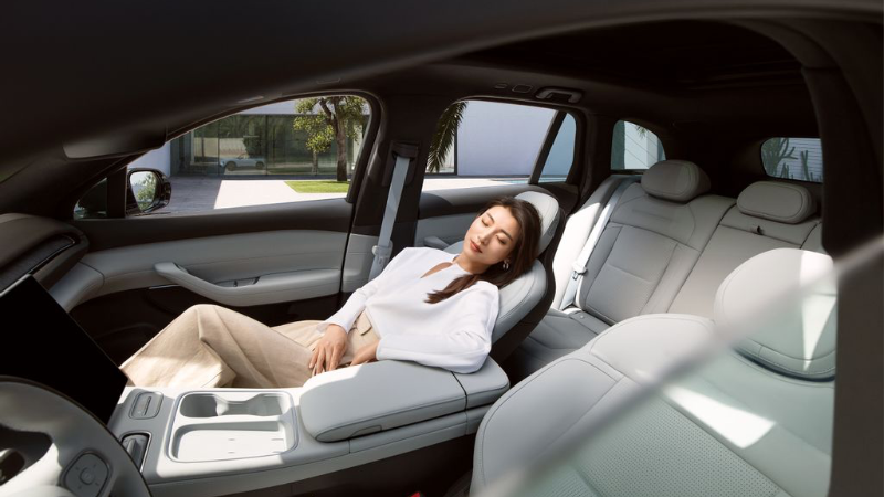 interior nio es6 terbaru