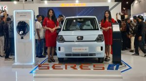 Merek Mobil Listrik Seres Hadir di PEVS 2023, Produksi Cikande!