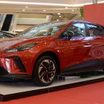 MG4 EV Sapa Pekanbaru, Mobil yang Bisa Jadi Power Bank - Tuwaga