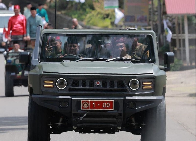 mobil mewah prabowo subianto - pindad maung