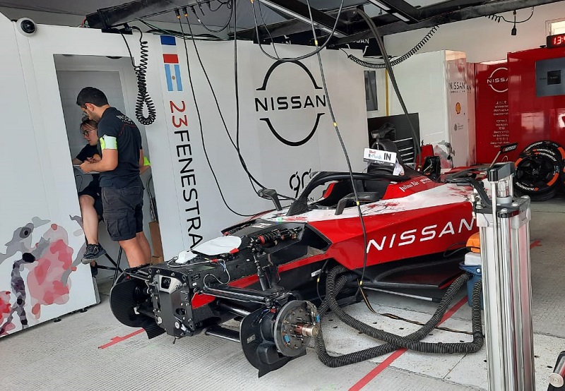 harga mobil balap formula e nissan