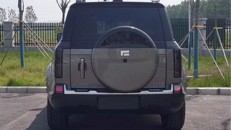 Mobil listrik BAIC Stone 01