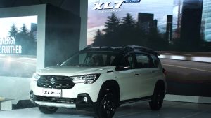 Cicilan Suzuki XL7 Hybrid 2023, DP 10% Khusus Karyawan Tetap!
