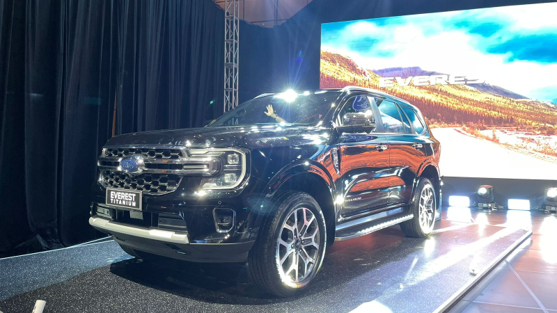 Harga Ford Everest Titanium 2023