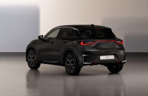 Harga Lexus LBX Bikin Kaget, Yaris Cross Versi Mewah!