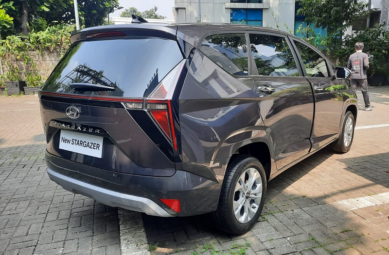 harga Hyundai Stargazer terbaru 2024