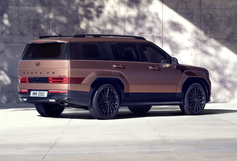 hyundai santa fe gen-6 2024 - tampak belakang