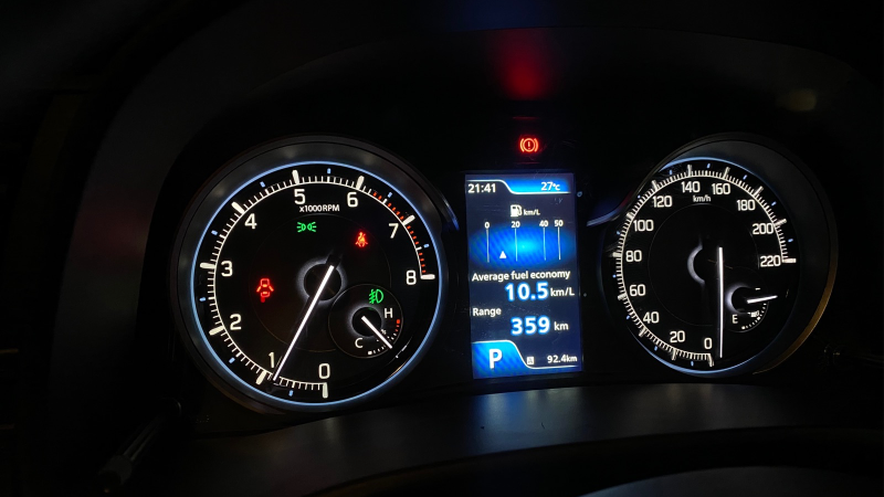 Singgung Kepraktisan dan Irit, Suzuki Hybrid Yakinkan Pilihan Pas Untuk Perjalanan Jarak Jauh Konsumsi BBM Suzuki XL7 Hybrid