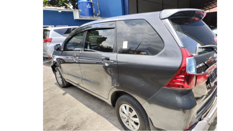 harga mobil avanza bekas