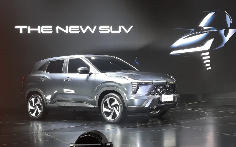 spesifikasi suv mitsubishi terbaru - tampak samping