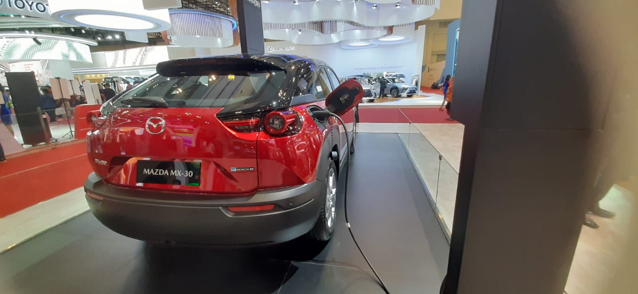 mobil listrik mazda mx-30