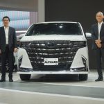 5 Spesifikasi dan Harga Toyota Alphard Hybrid 2023, Mobil Keluarga Orang Kaya! - Tuwaga