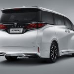 Cicilan Toyota Alphard Hybrid di GIIAS 2023, Gaji UMR Mau Coba? - Tuwaga