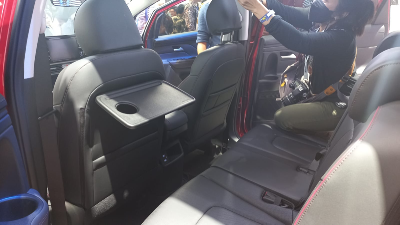 Perbedaan Hyundai Stargazer X Prime dan Style