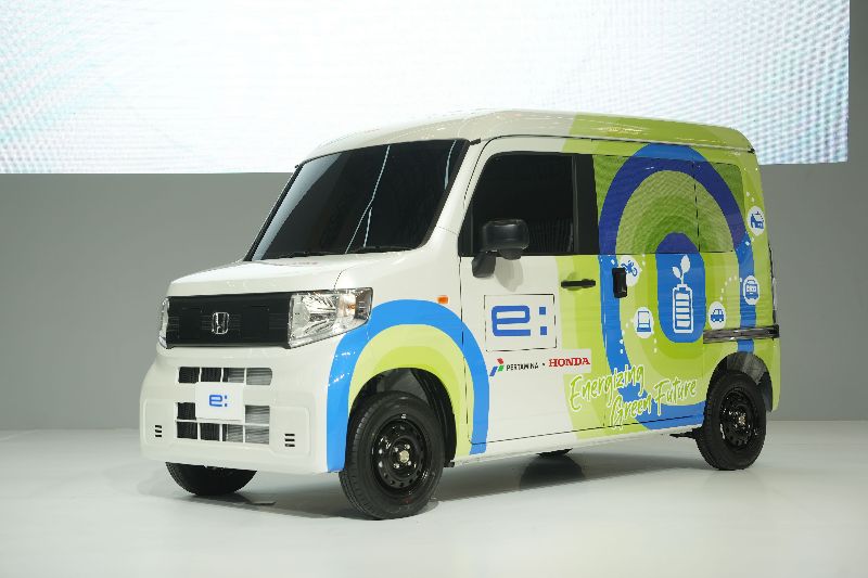Honda dan Pertamina Kolaborasi Riset Mobil Listrik untuk Niaga - honda n-van ev masuk indonesia
