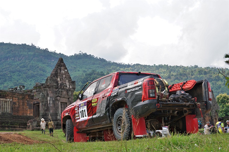 mitsubishi triton gen-6 axcr 2023