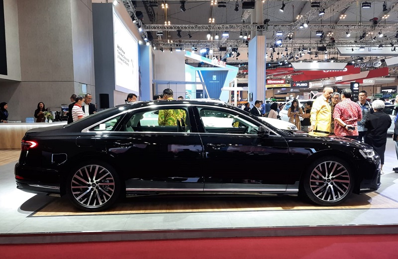 mobil baru audi di giias 2023 - a8l