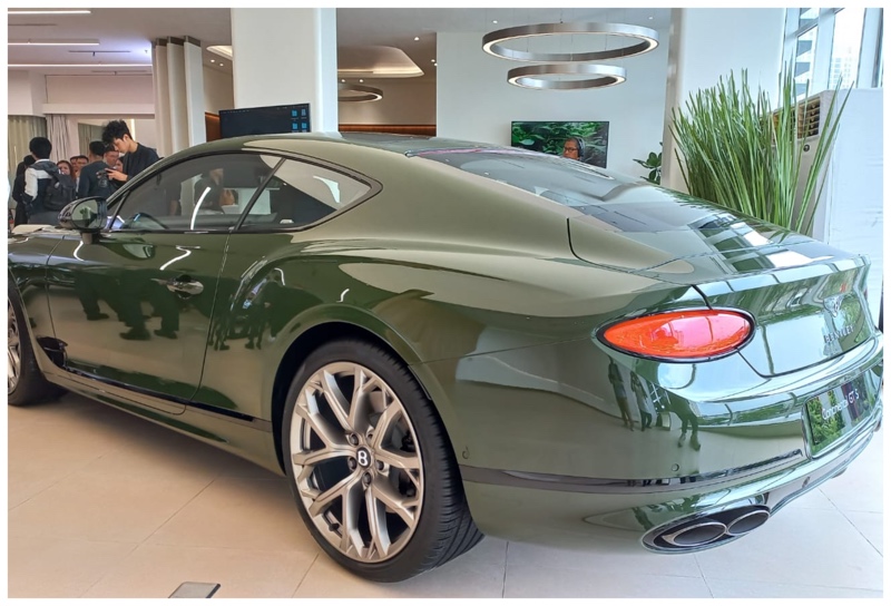 Harga mobil Bentley