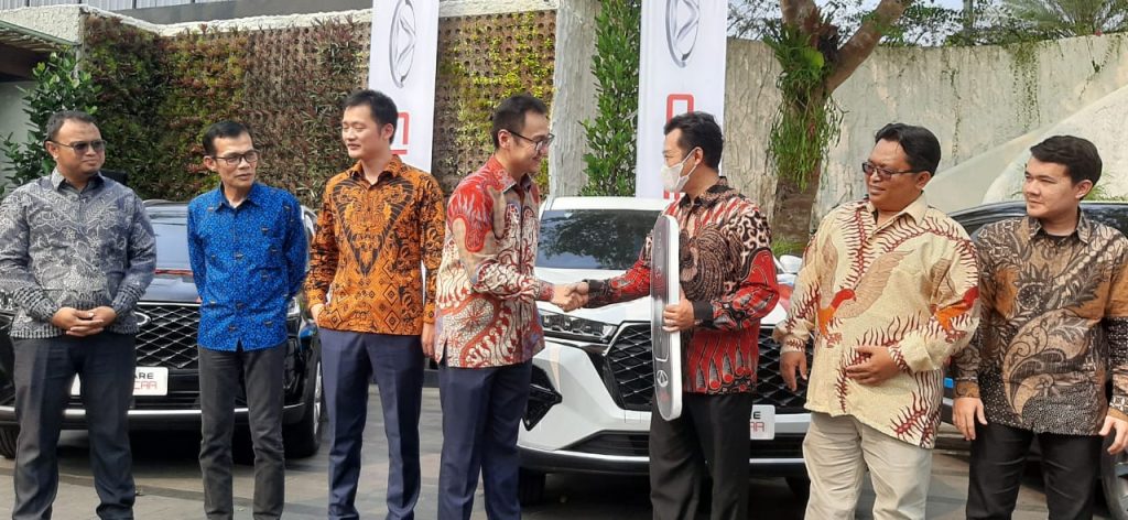 Selama 10 tahun pemilk Mobil Chery akan Dikawal Service Car dan Towing Gratis