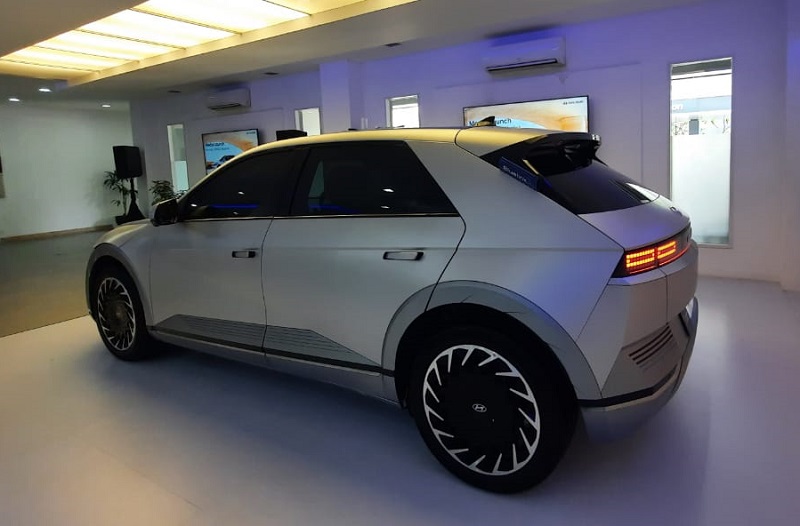 harga hyundai ioniq 5 bluelink 2023 - eksterior