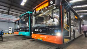 Transjakarta Hadirkan 400 Bus Listrik di Tahun 2025