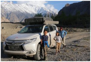 Keliling Dunia Naik Mobil, Wajib Punya Carnet De Passages En Douane!