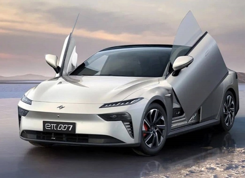 Mobil Sport Listrik Dongfeng eπ 007 - eksterior