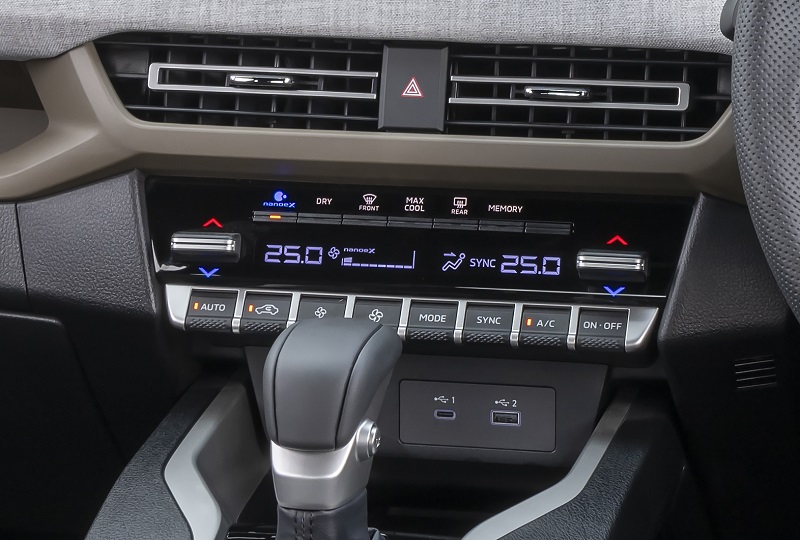 fitur ac nanoex mitsubishi xforce