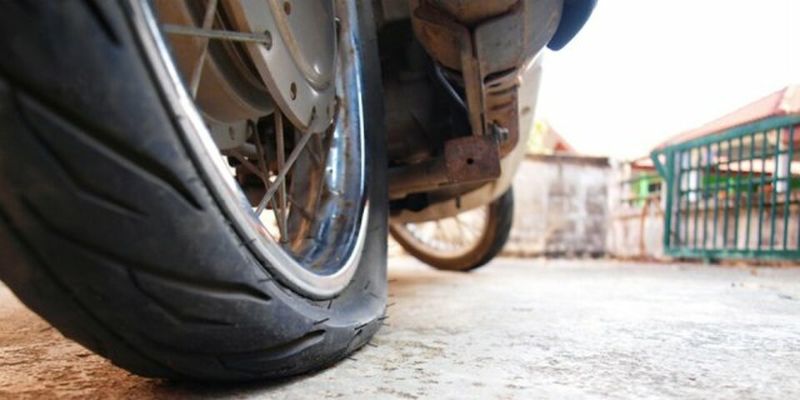 Penyebab ban motor bocor