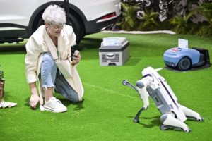 Yun Shenchu, Robot Anjing yang Bakal Jadi Merchandise Resmi Chery
