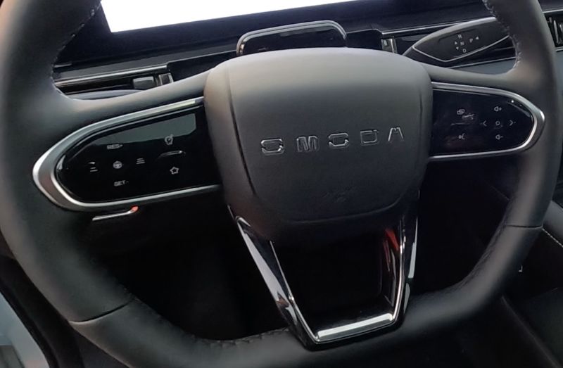 test drive Omoda 5 EV langsung di China