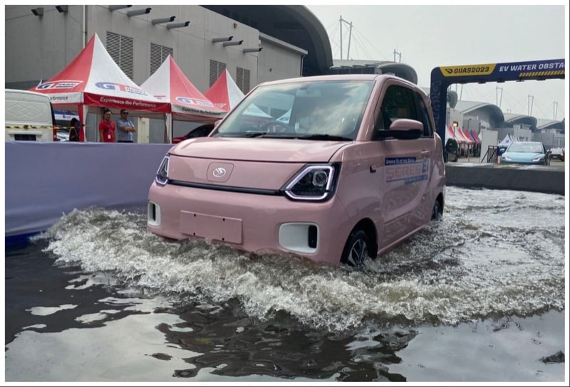 Beli Seres E1 bonus Wall Charging