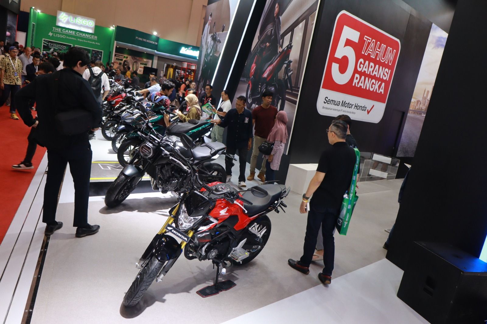 Terjerat Skandal Rangka Patah, Honda Scoopy Jadi Motor Favorit Pengunjung IMOS 2023 Honda Scoopy