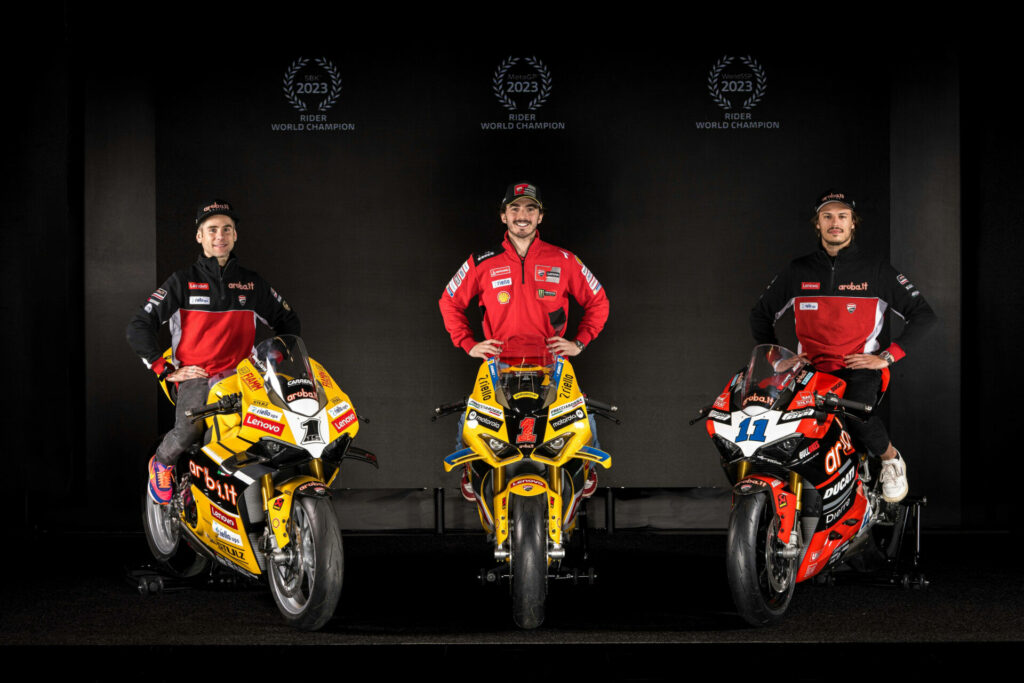 Kelima motor terinspirasi Ducati Desmosedici GP milik Francesco Bagnaia, Jorge Martín dan Marco Bezzecchi, Panigale V4 R Alvaro Bautista dan Panigale V2 tunggangan Nicolo Bulega.