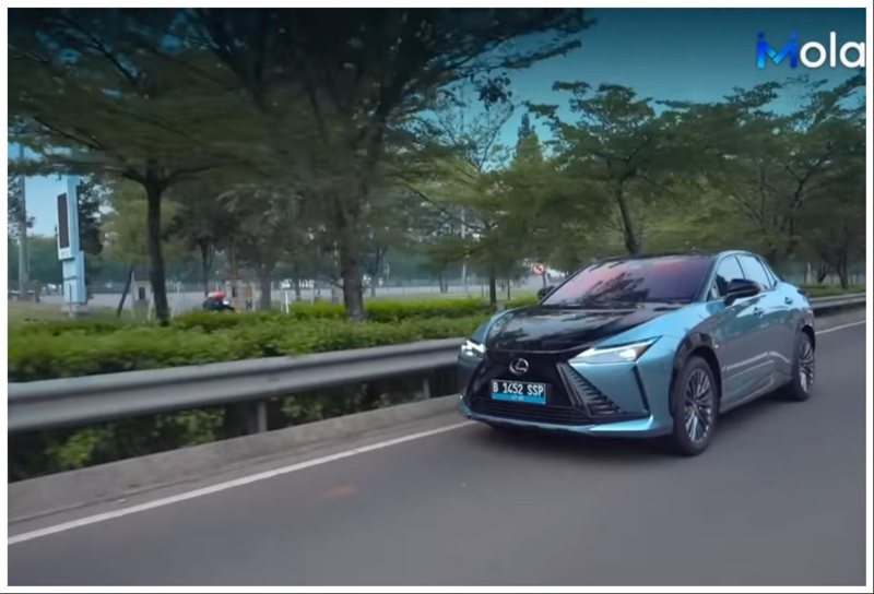 Komparasi BMW iX vs Lexus RZ vs Mercedes EQE