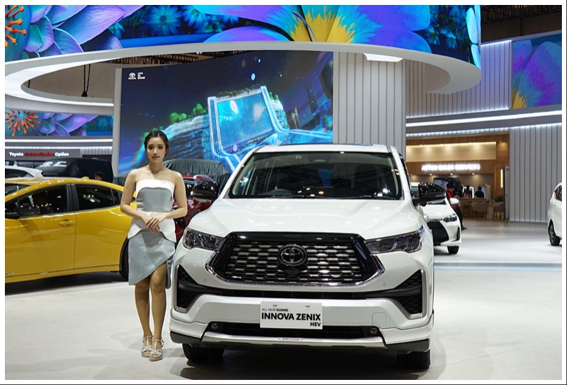 Harga mobil Toyota bulan Desember 2023