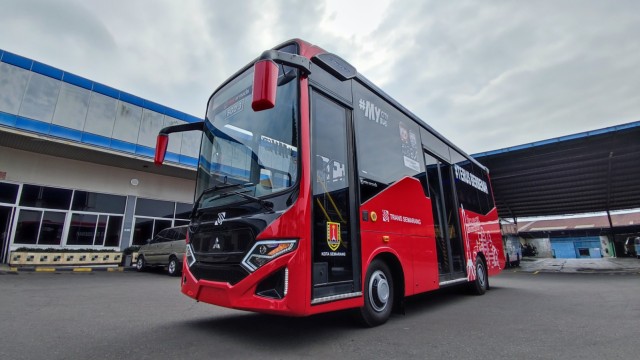 Bus Citouro Trans Semarang buatan New Armada