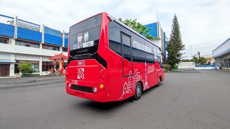 Spesifikasi Bus Citouro Trans Semarang Pakai Sasis Mitsubishi FE 84 GBC N Bus Citouro Trans Semarang Pakai DNA TransJakarta