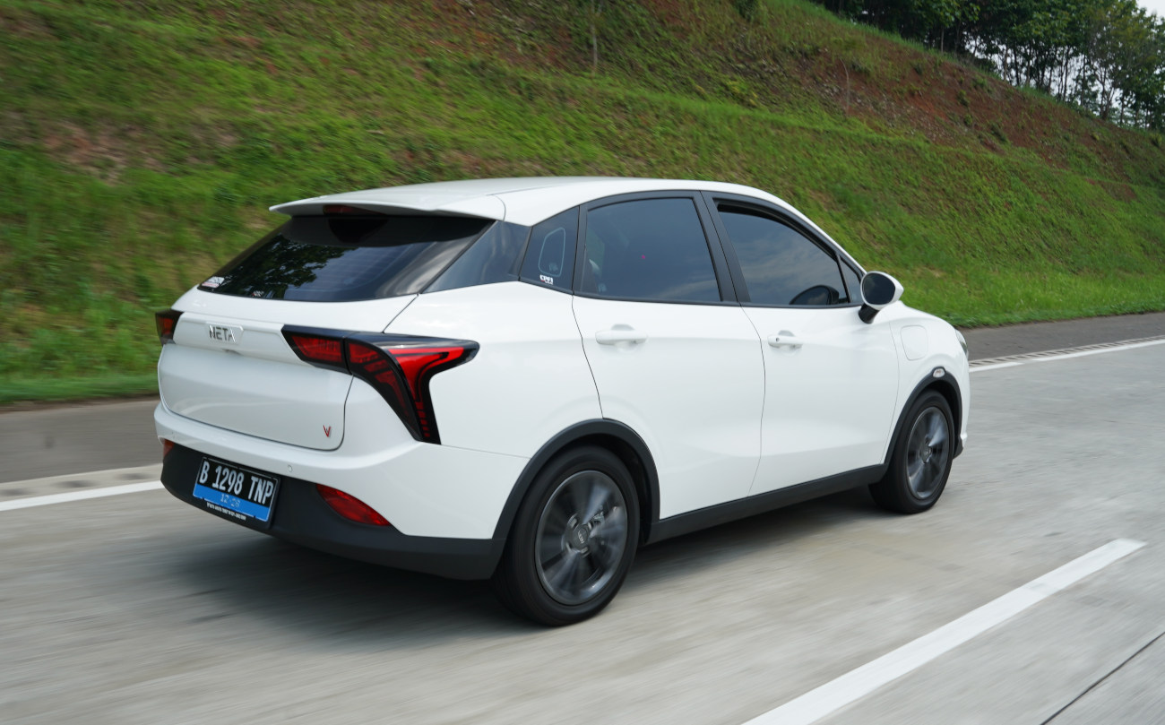 Bantingan suspensi Neta V yang bouncy sudah diperbaiki