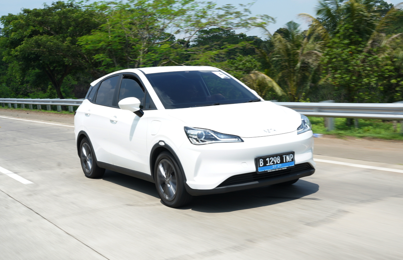 Ground clereance Neta V tergolong rendah hanya 130 mm